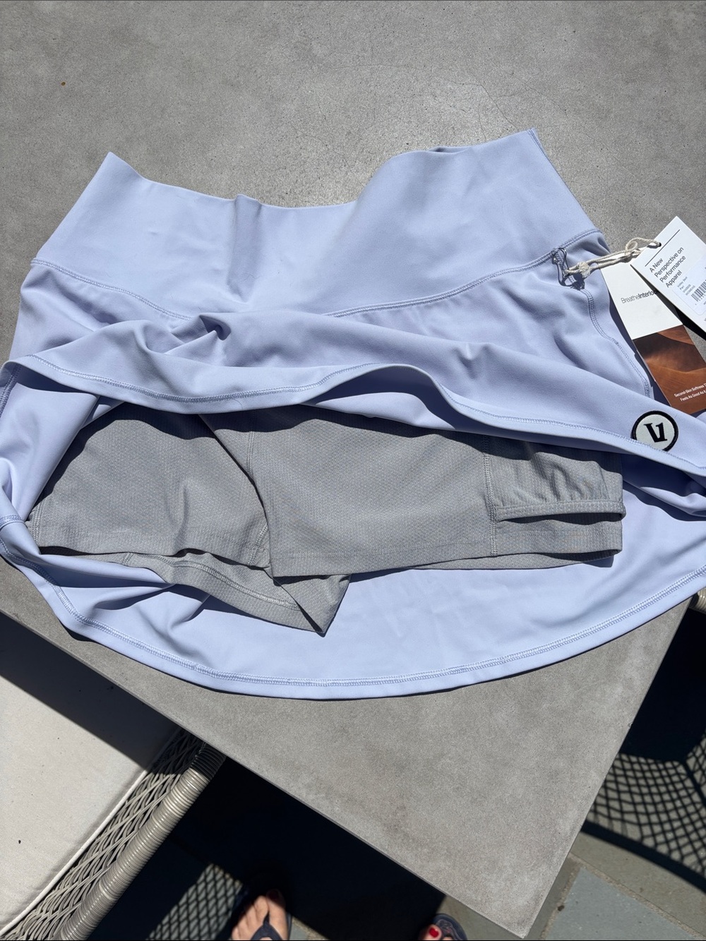 Vuori Volley Skirt in Periwinkle size Large - Picture 2 of 4